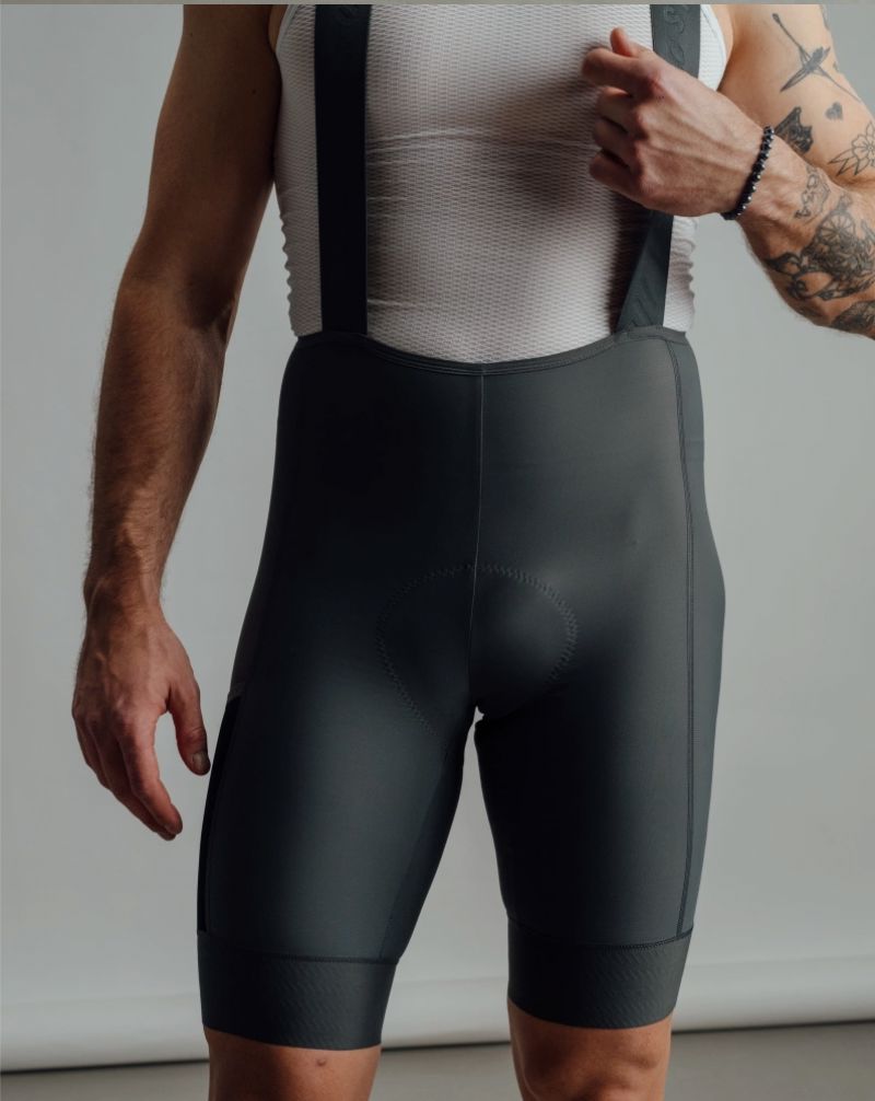 Isadore - Bib Signature Homme SS26 Bibs Isadore