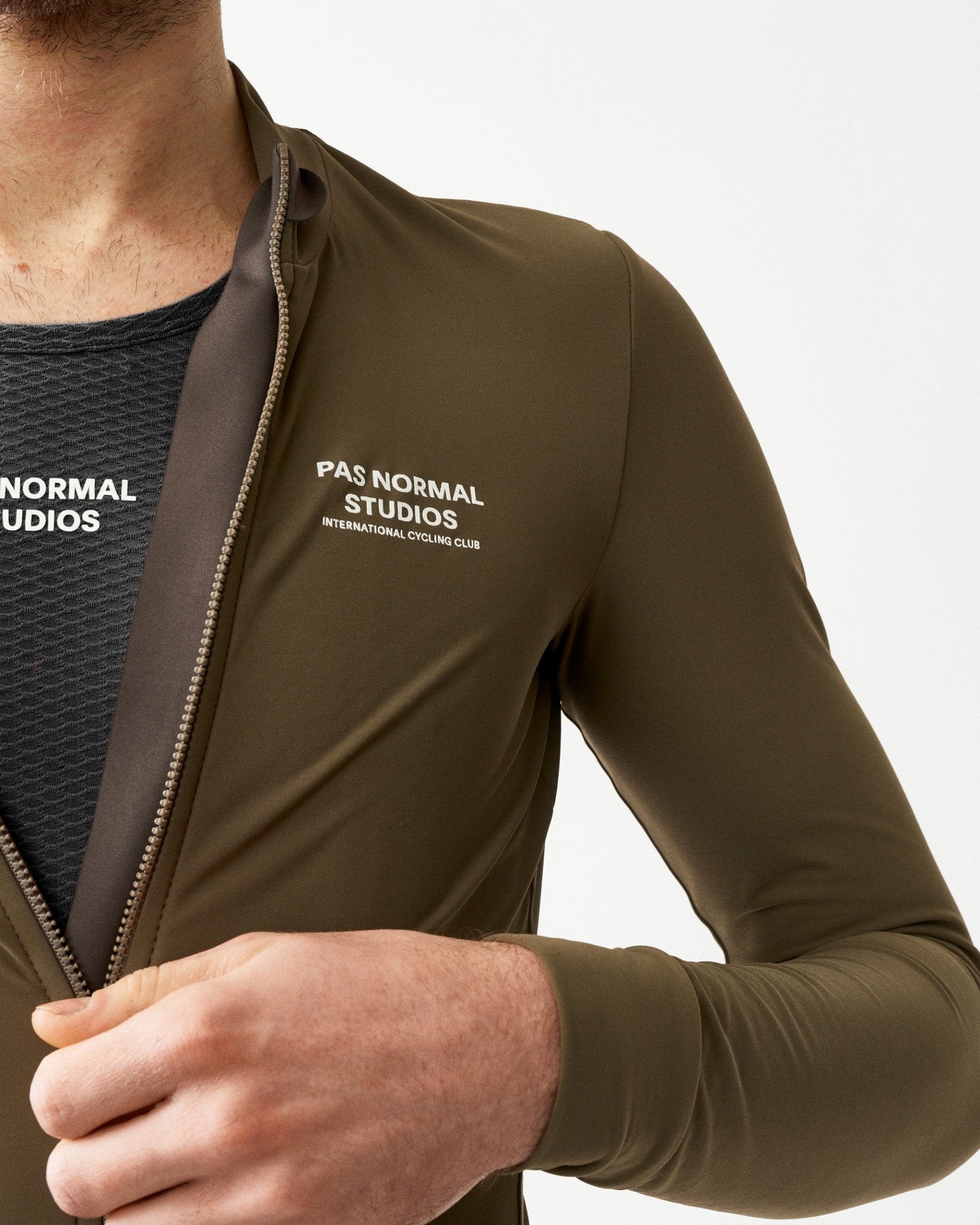 Pas Normal Studios - Couche de base Essential Homme Couches de base Pas Normal Studios