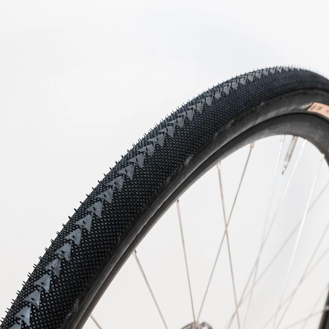 CAVA Robusto tire Tires Ultradynamico