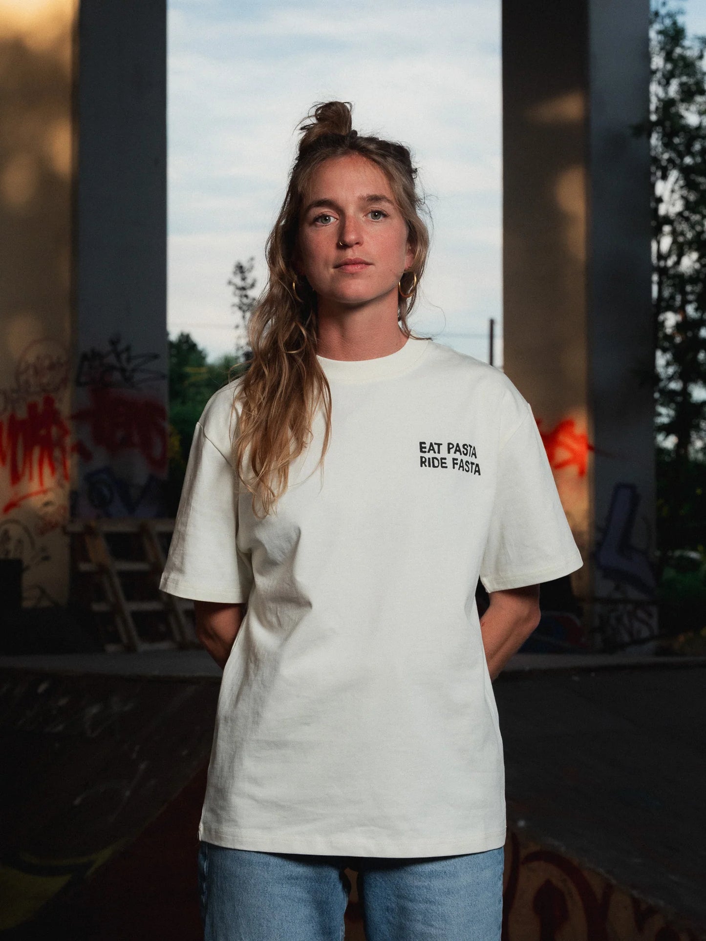 Bonk Cycling Club - T-Shirt Pasta Table